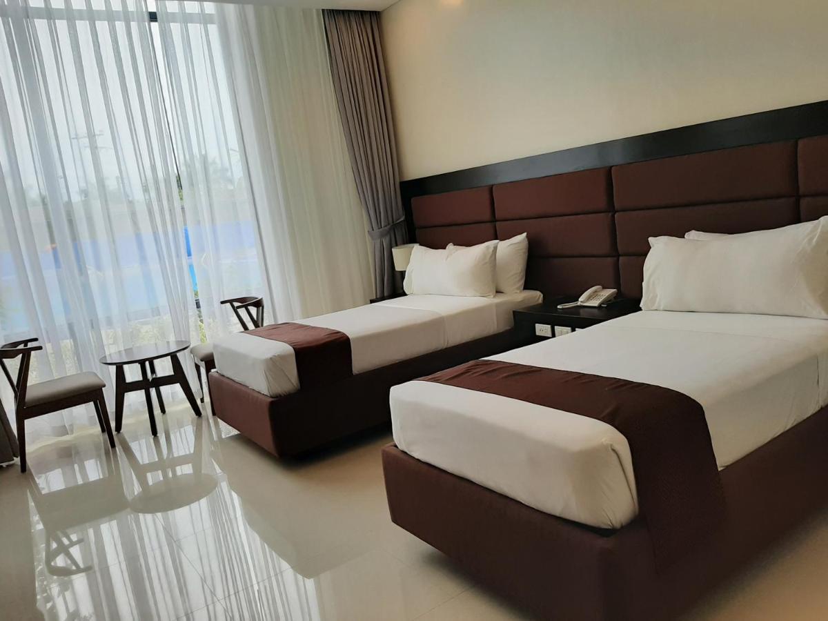 Winrich Hotel Lapu-Lapu City Exterior foto